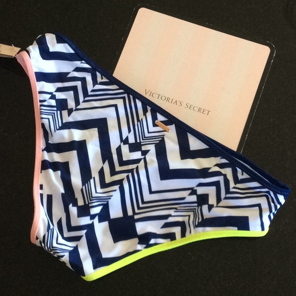 Victoria's Secret classic hipster bikini bottoms - Picture 2 of 5